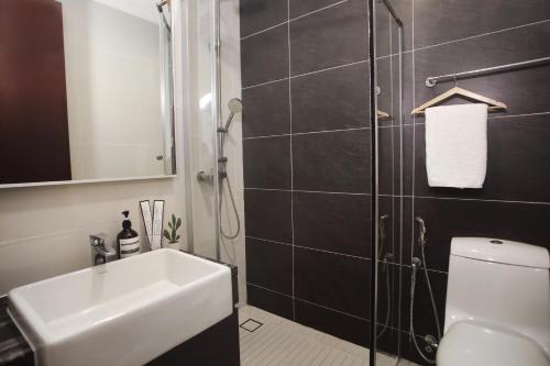 danga bay 3br secret lounge netflix dryer