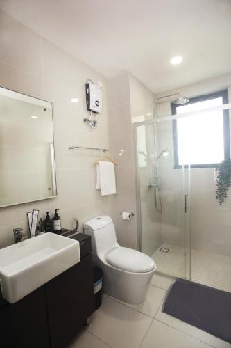 danga bay 3br secret lounge netflix dryer