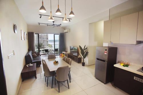 danga bay 3br secret lounge netflix dryer