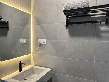 urban suites sea view georgetown penang
