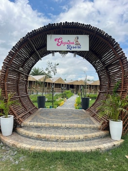 gopika resort