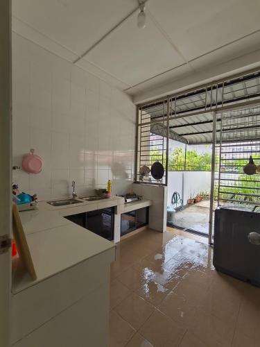 natol homestay moyan batu kawa