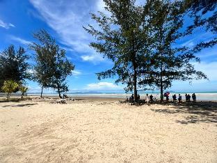 sematan roxy beach apartment