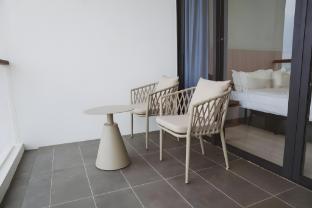 sematan roxy beach apartment
