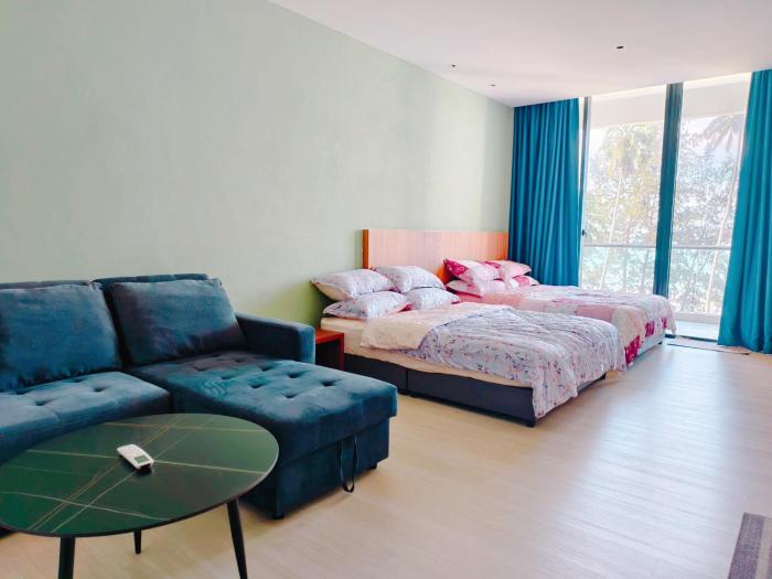 sematan roxy beach apartment