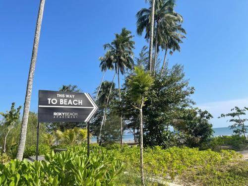 sematan roxy beach apartment