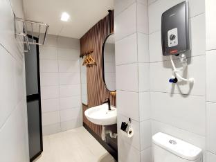 urban inn salak tinggi