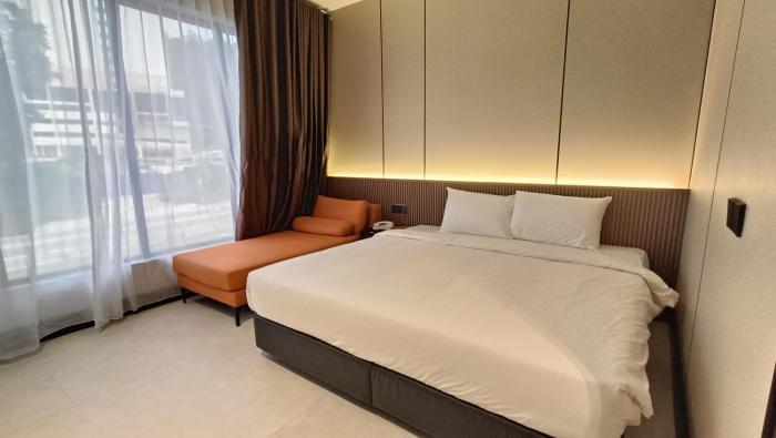 urban inn salak tinggi