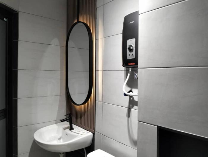 urban inn salak tinggi