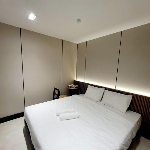 urban inn salak tinggi