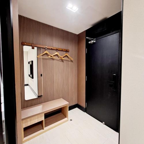 urban inn salak tinggi