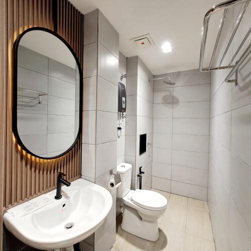 urban inn salak tinggi