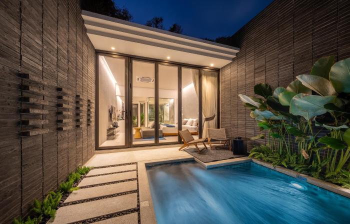 rhy a private pool villa