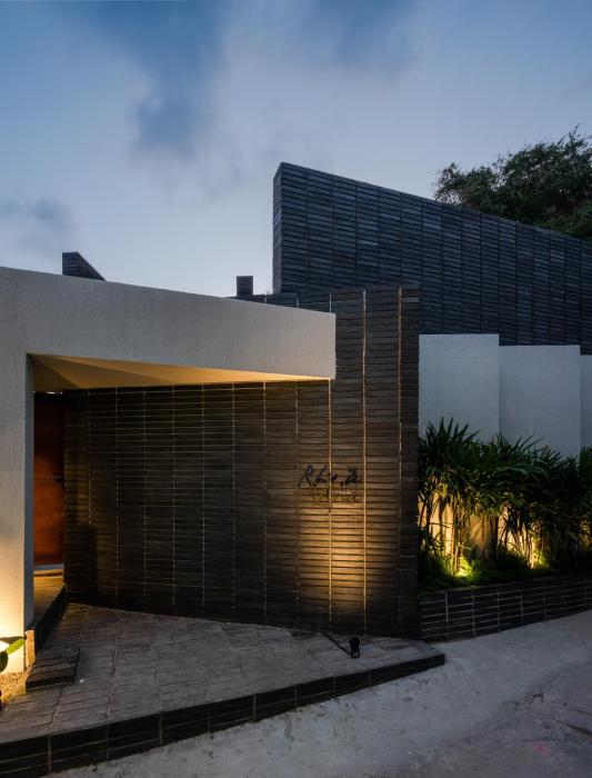 rhy a private pool villa