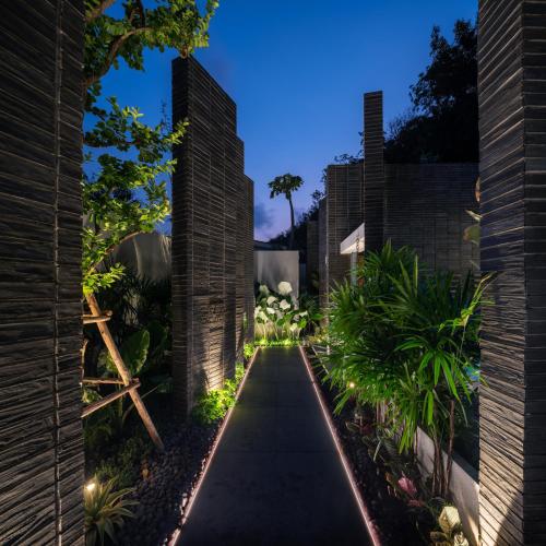 rhy a private pool villa