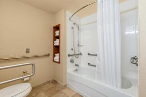 hampton inn and suites mystic