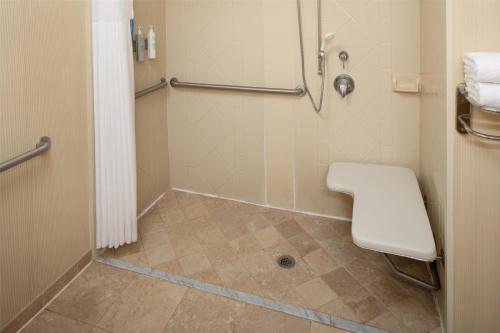 hampton inn and suites mystic
