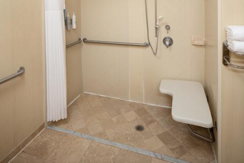 hampton inn and suites mystic