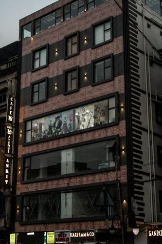 Hotel 16 Avenue,,5 star