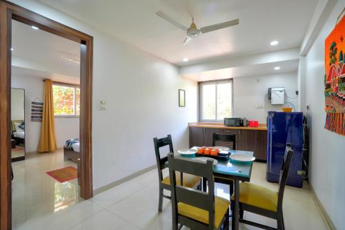 luxurious nirvana apartment 2bhk