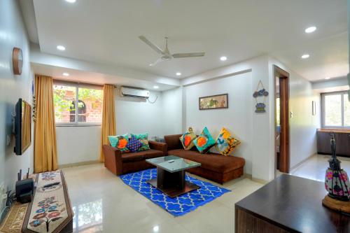 luxurious nirvana apartment 2bhk