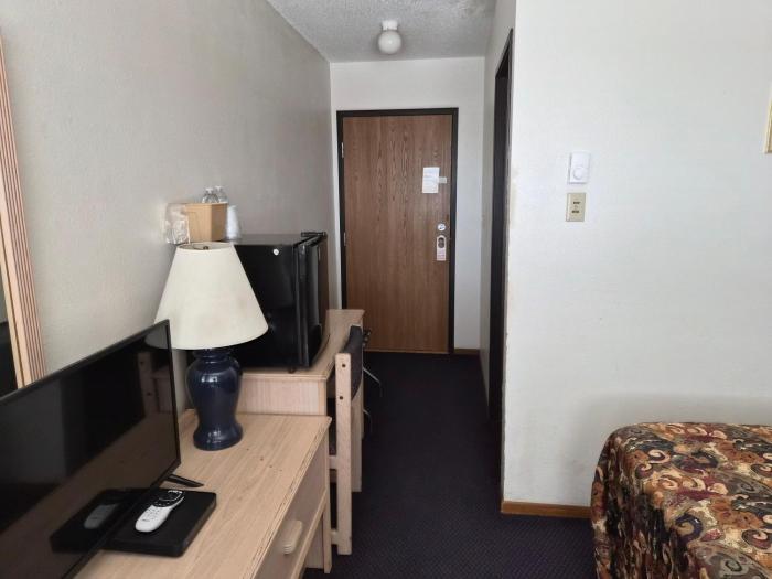 economy hotel drayton