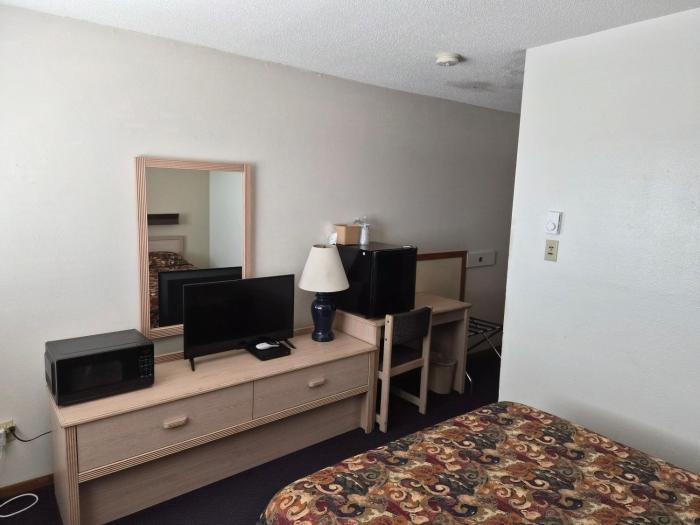 economy hotel drayton