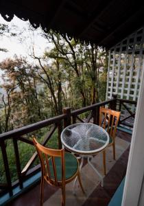 sansa by the woods manor mussoorie