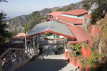 sansa by the woods manor mussoorie