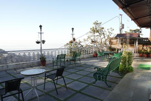 Sansa By The Woods - Manor Mussoorie,,3 star