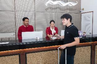 merlin hotel