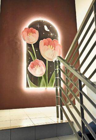 the floral penthouse golden hills cameron