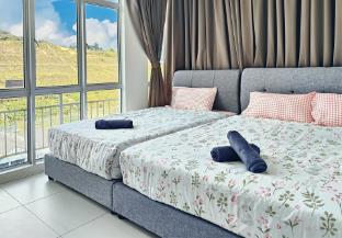 the floral penthouse golden hills cameron