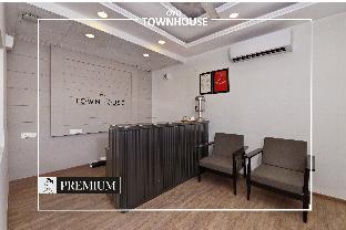 townhouse singapore mall