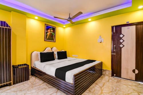 super collection o raj guest house near kolkata airport