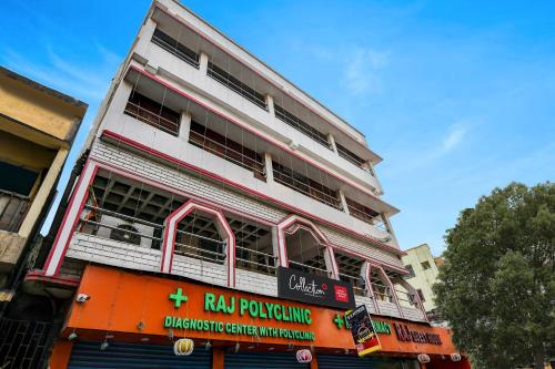 super collection o raj guest house near kolkata airport
