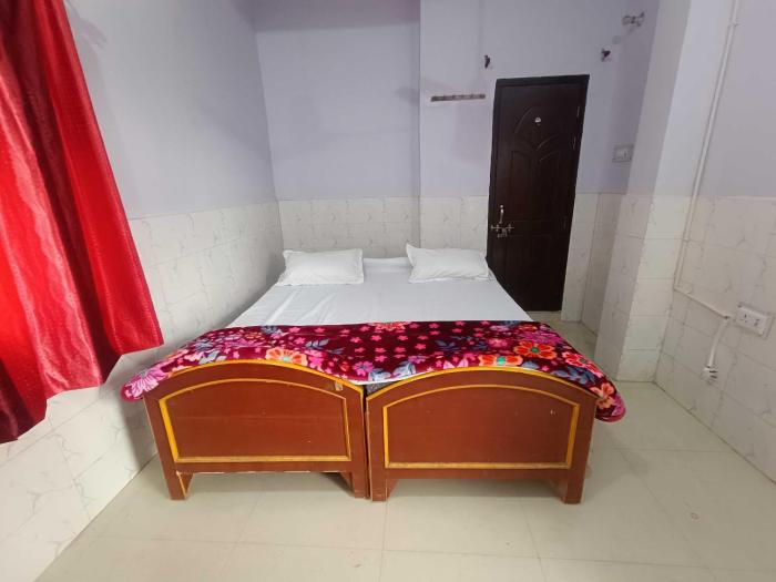 hotel o home raghav homestay