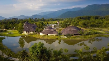eco eyes village
