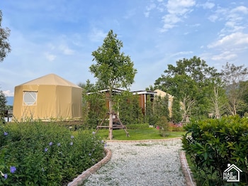 eco eyes village