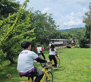 eco eyes village