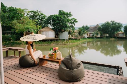 eco eyes village