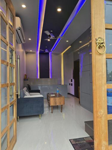 Jawai Rock Hotel,,5 star