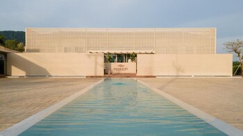 Navakiri Boutique Resort Satun,,4 star