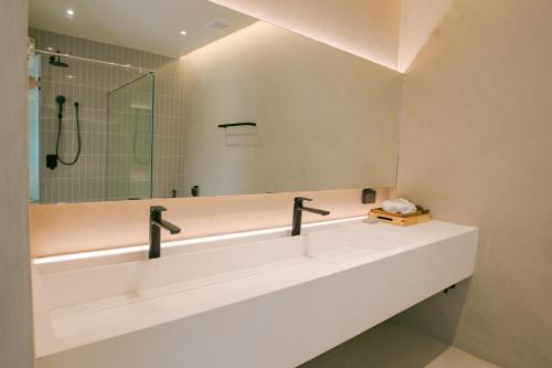 navakiri boutique resort satun