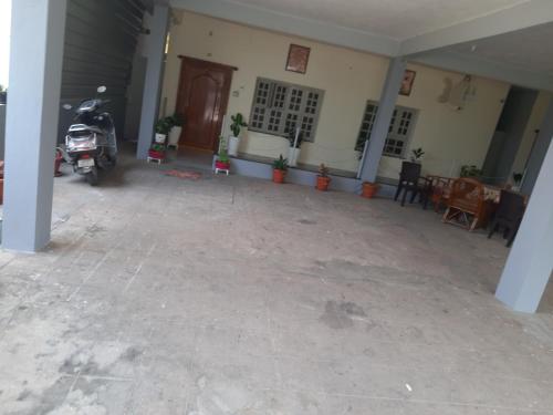 Abs Home Stay,Tirupati,,4 star