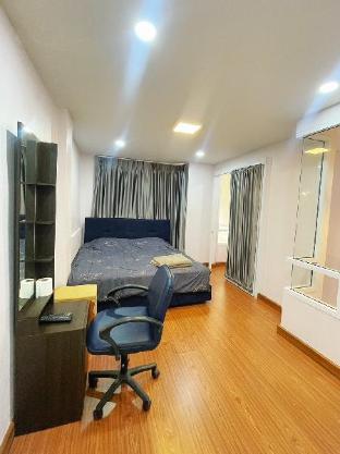 Athit Guest House,,2 star