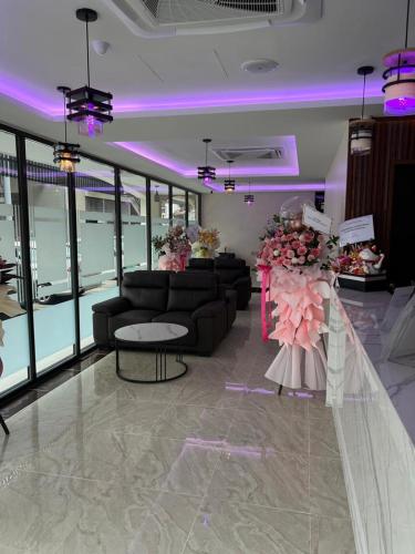 One Dream Hotel,,2 star