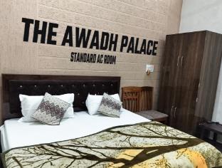 hotel awadh palace