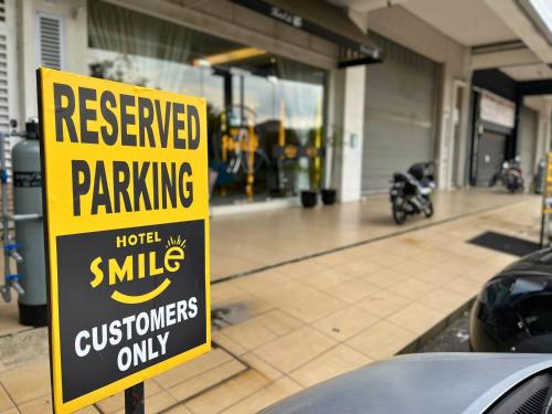 smile hotel shah alam icity