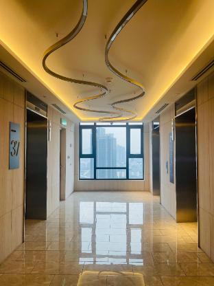 crystal suites at axon residence near pavilion